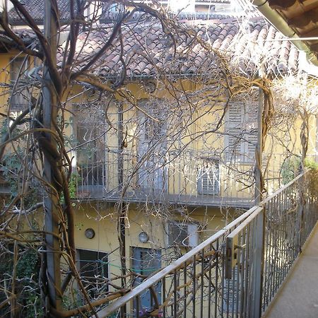 Appartamento Cairoli Milão Exterior foto