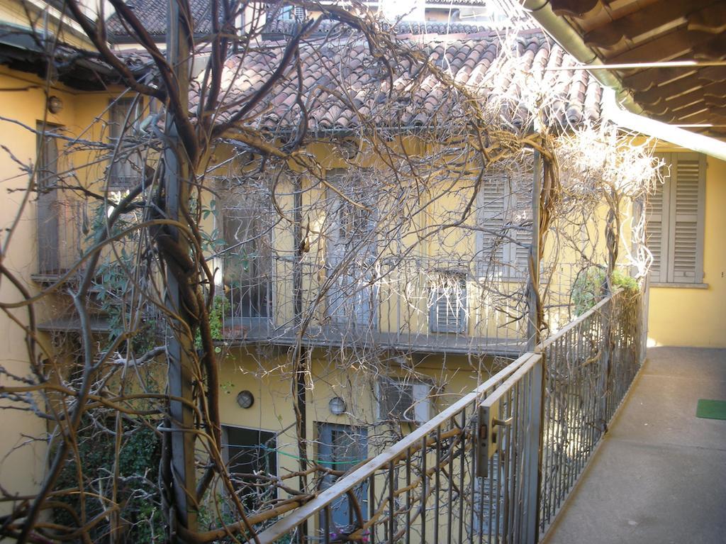Appartamento Cairoli Milão Exterior foto